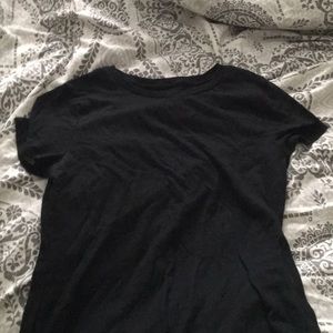 Plain black t shirt